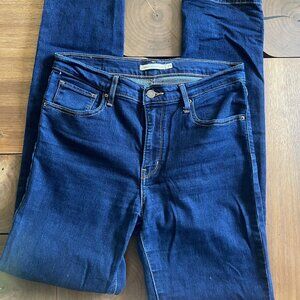 Levi's Women's 724 High Rise Straight Jeans Size 29